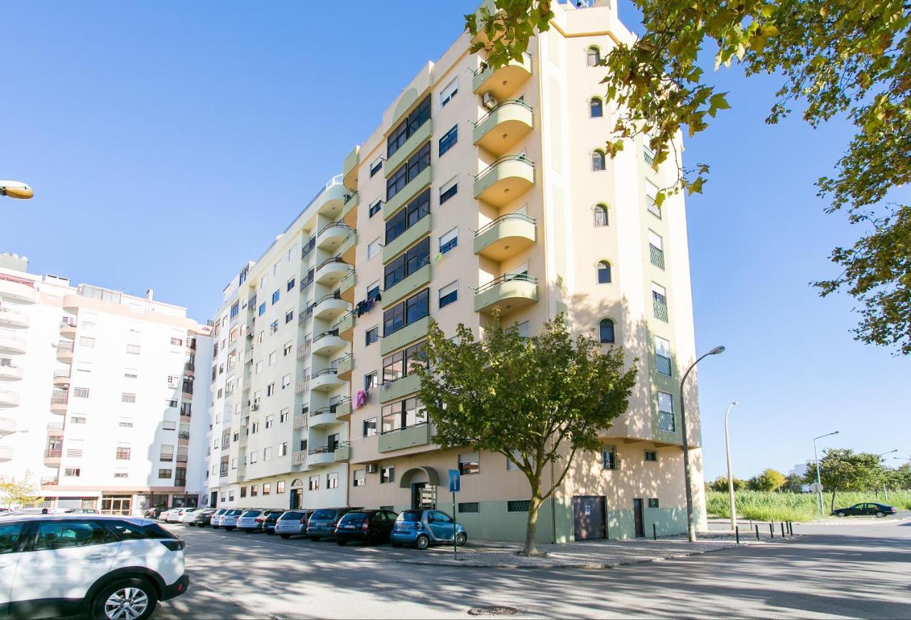 Apartamento Central Setubal Sossegado E Com Luz 外观 照片